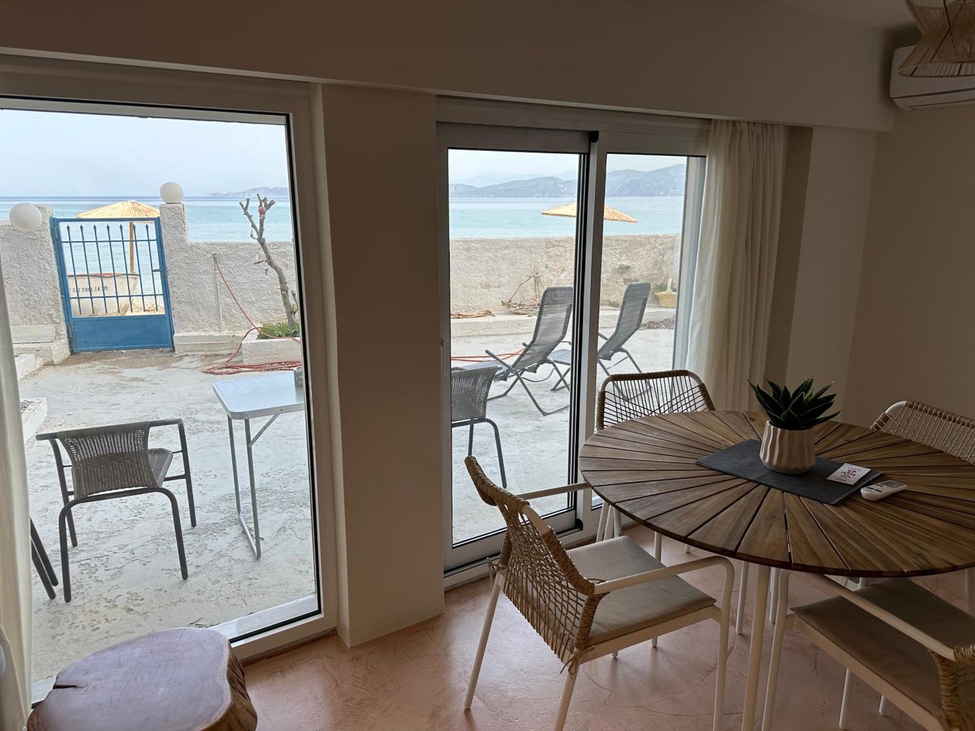Apartamento Dolphins Corinto Exterior foto